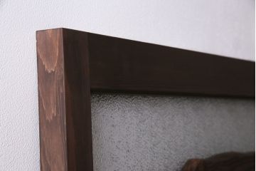 トイレ扉を新規製作!当店商品を参考にデザイン。ダイヤガラスを組み入れ。表示錠、鍵、蝶番、戸車を取り付け。(木製扉、建具)