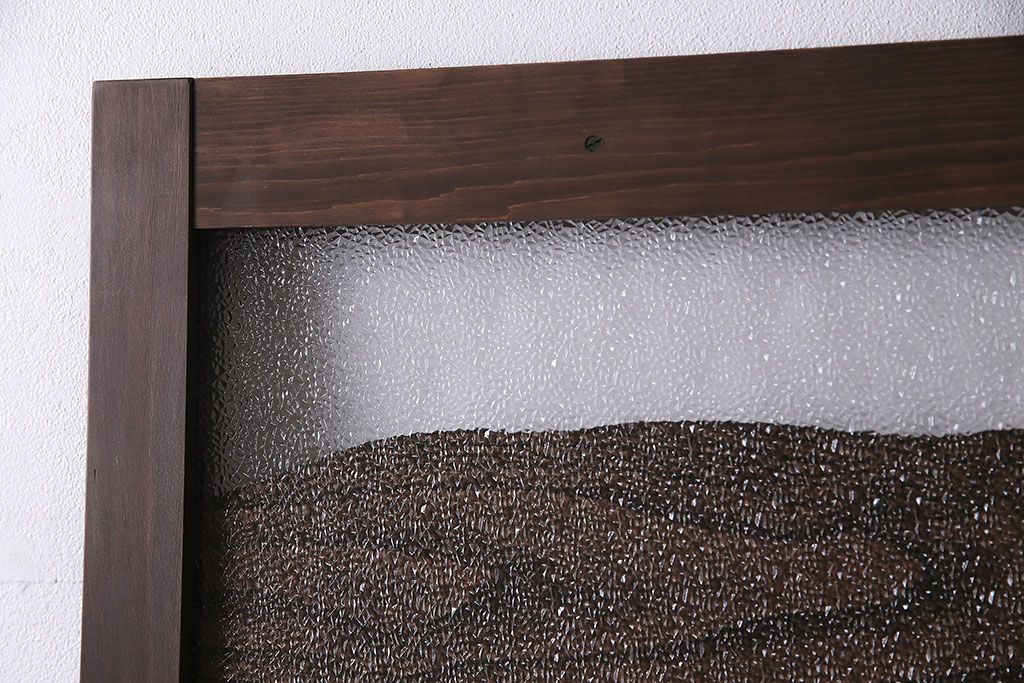 トイレ扉を新規製作!当店商品を参考にデザイン。ダイヤガラスを組み入れ。表示錠、鍵、蝶番、戸車を取り付け。(木製扉、建具)