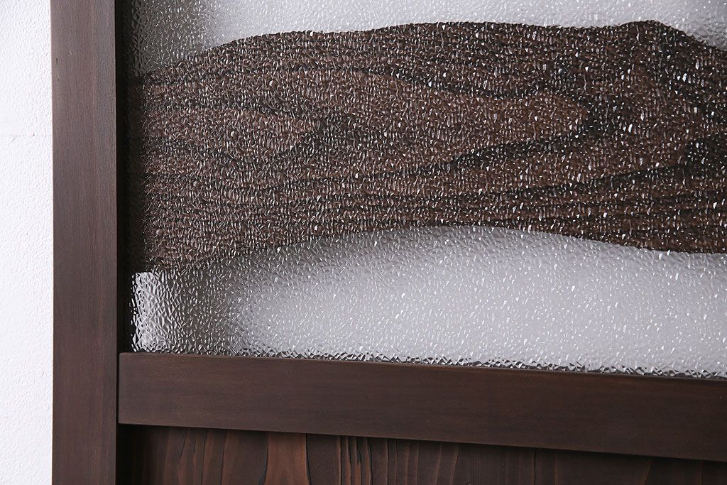 トイレ扉を新規製作!当店商品を参考にデザイン。ダイヤガラスを組み入れ。表示錠、鍵、蝶番、戸車を取り付け。(木製扉、建具)