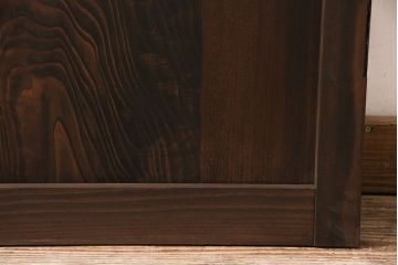 トイレ扉を新規製作!当店商品を参考にデザイン。ダイヤガラスを組み入れ。表示錠、鍵、蝶番、戸車を取り付け。(木製扉、建具)