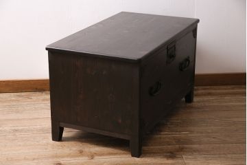 フラップダウン扉のテレビ台を新規製作!アンティーク箪笥の金具を取り付け。天板のエッジ加工。背面穴開け加工。お手持ちの家具に近しい色味で着色し仕上げ。(ローボード、テレビボード、収納棚)