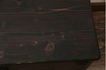 フラップダウン扉のテレビ台を新規製作!アンティーク箪笥の金具を取り付け。天板のエッジ加工。背面穴開け加工。お手持ちの家具に近しい色味で着色し仕上げ。(ローボード、テレビボード、収納棚)