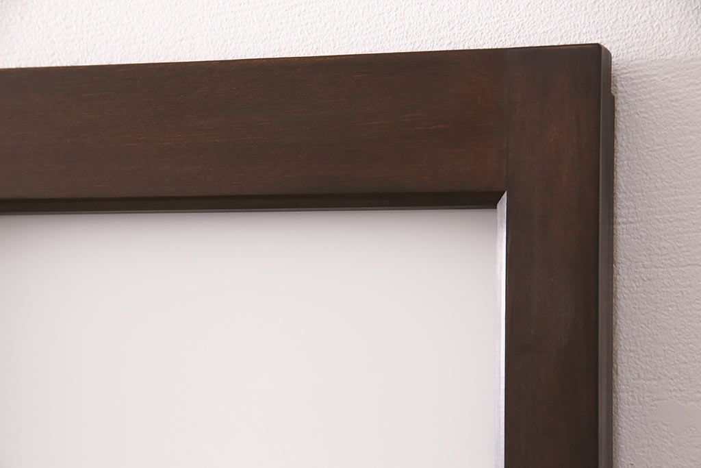 片引き戸3枚を新規製作!戸車、引き手を取り付け。花菱模様ガラス、すりガラス、色ガラスを組み入れ。濃い茶色で着色し仕上げ。(ガラス戸、建具)