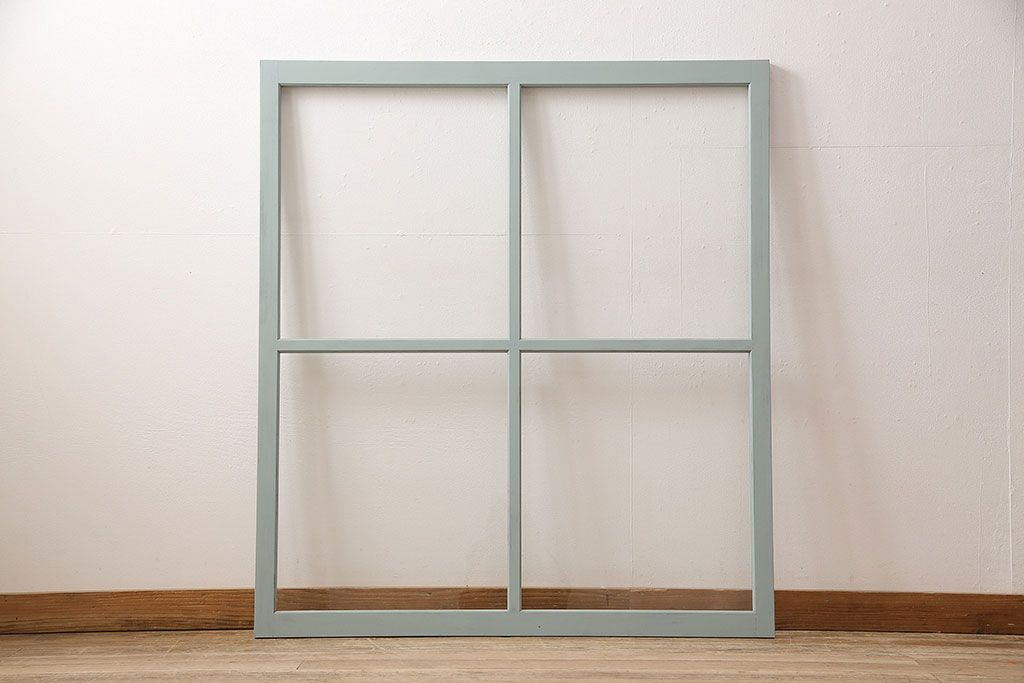 ガラス窓を新規製作!クリアガラスを組み入れ。バターミルクペイントのブルー系でペイント仕上げ。(ガラス戸、建具)