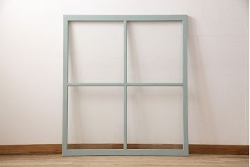 ガラス窓を新規製作!クリアガラスを組み入れ。バターミルクペイントのブルー系でペイント仕上げ。(ガラス戸、建具)