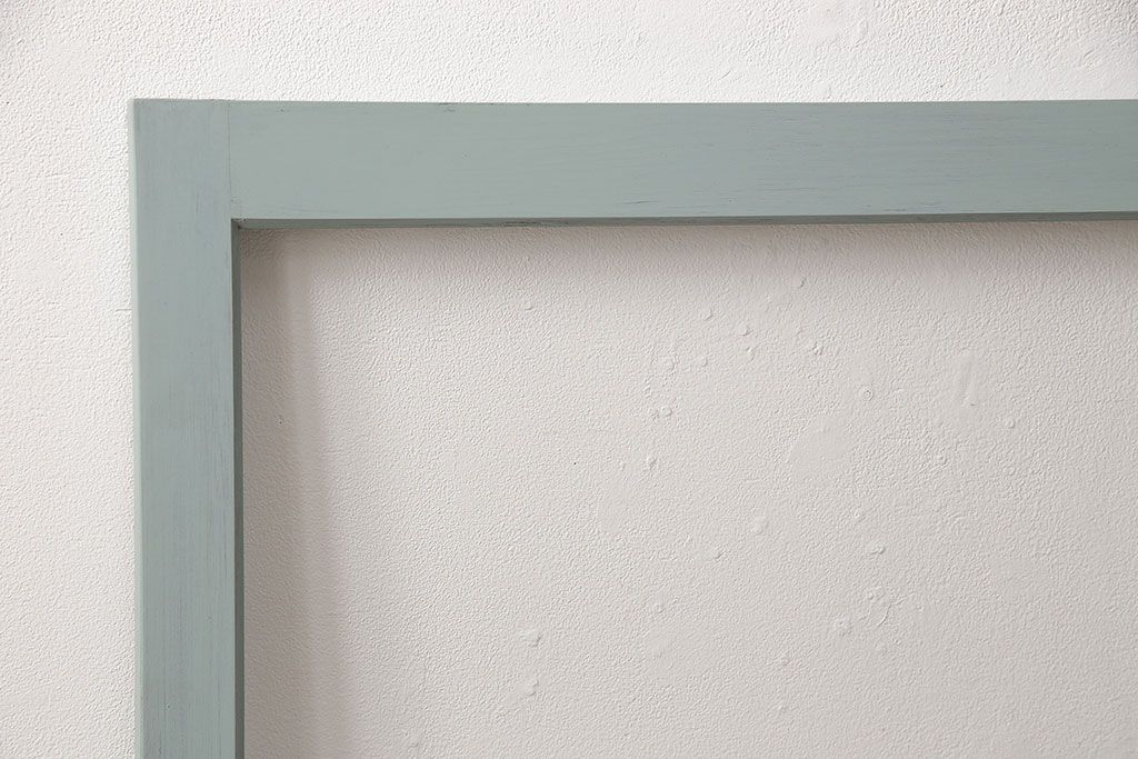 ガラス窓を新規製作!クリアガラスを組み入れ。バターミルクペイントのブルー系でペイント仕上げ。(ガラス戸、建具)