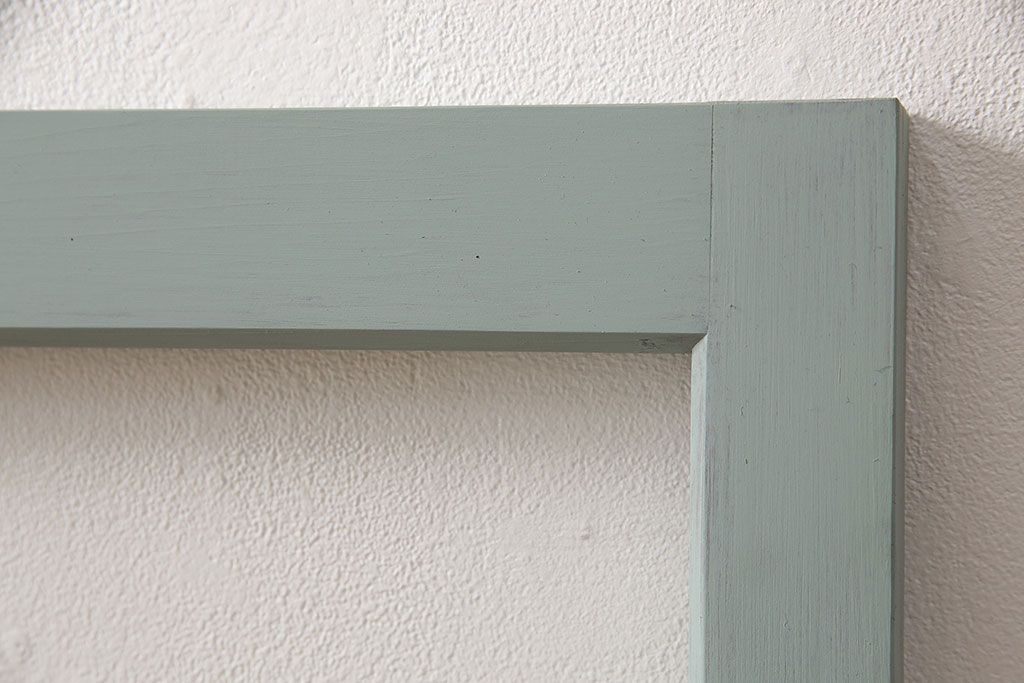 ガラス窓を新規製作!クリアガラスを組み入れ。バターミルクペイントのブルー系でペイント仕上げ。(ガラス戸、建具)