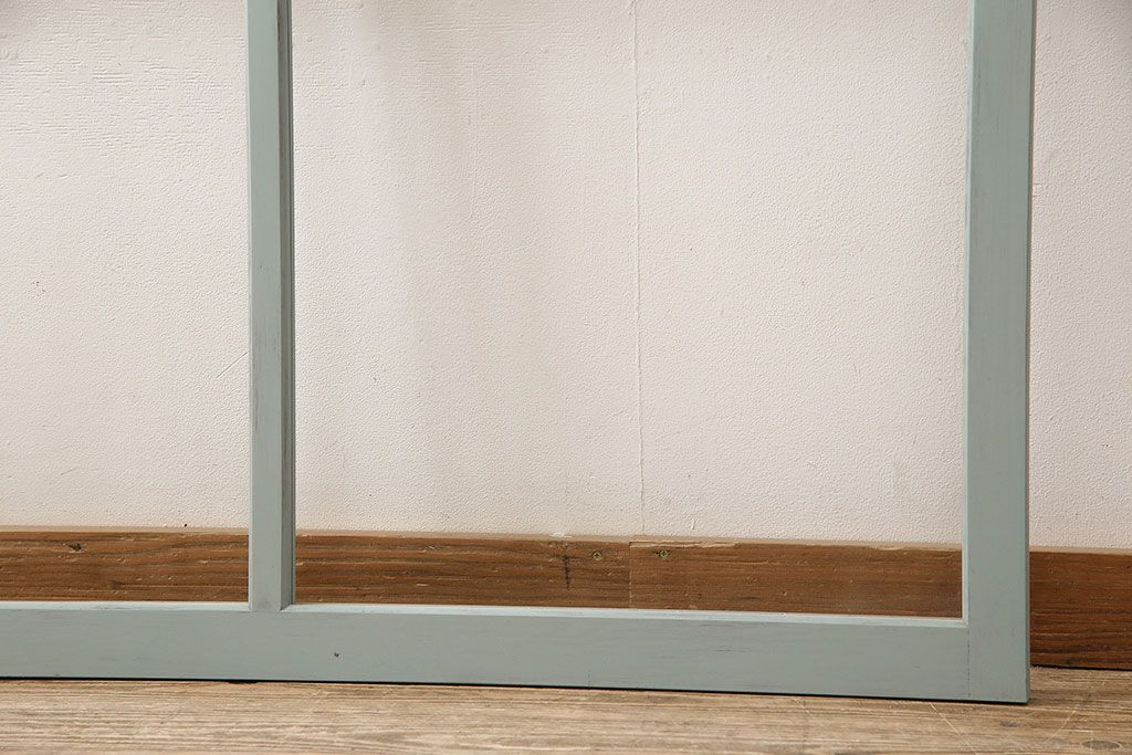 ガラス窓を新規製作!クリアガラスを組み入れ。バターミルクペイントのブルー系でペイント仕上げ。(ガラス戸、建具)