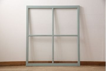 ガラス窓を新規製作!クリアガラスを組み入れ。バターミルクペイントのブルー系でペイント仕上げ。(ガラス戸、建具)