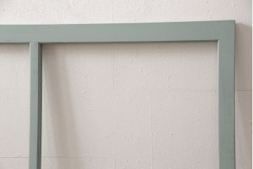 ガラス窓を新規製作!クリアガラスを組み入れ。バターミルクペイントのブルー系でペイント仕上げ。(ガラス戸、建具)