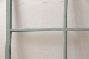 ガラス窓を新規製作!クリアガラスを組み入れ。バターミルクペイントのブルー系でペイント仕上げ。(ガラス戸、建具)