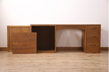洗面台を新規製作!本体はオーク材・ヒノキ材を使用。天板配管用穴開け加工。引き出しはソフトクローズを取り付け。(収納棚、引き出し)