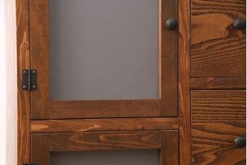 収納棚を新規製作!左側はすりガラスの開き戸収納、右側は引き出しの複合型。台輪を取り付け。(戸棚、キャビネット)