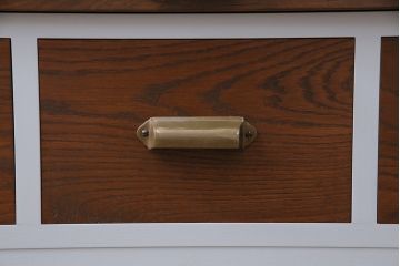 パタパタ扉の収納棚を新規製作!本体はヒノキ無垢材にくすんだ水色のペイント。前板は古材に茶色で着色し仕上げ。(キャビネット、下駄箱、ロッカー)
