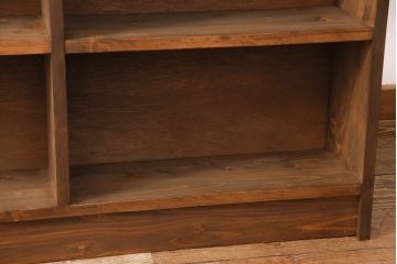 台形型の本棚を新規製作!当店商品を参考にデザイン、着色し仕上げ。(オープンラック、ブックシェルフ)