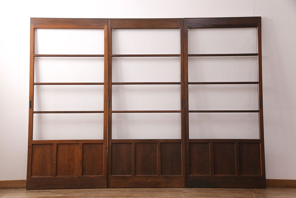 ガラス戸1枚を新規製作!当店商品2枚と同デザインで製作し、3枚セットに。戸車・引き手を取り付け。クリアガラスを組み入れ・入れ替え。(引き戸、建具)