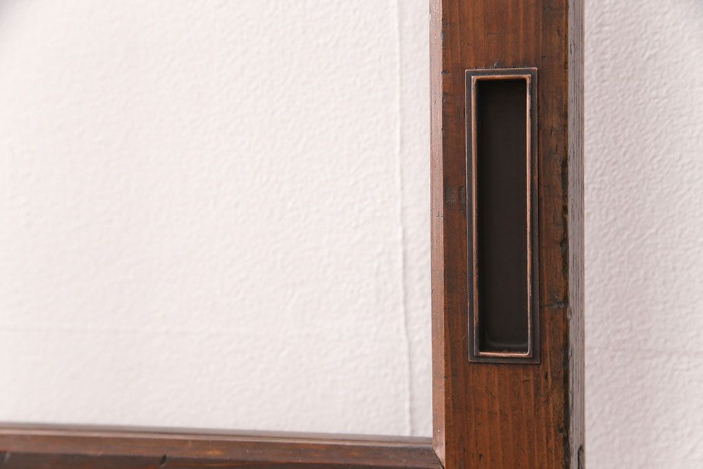 ガラス戸1枚を新規製作!当店商品2枚と同デザインで製作し、3枚セットに。戸車・引き手を取り付け。クリアガラスを組み入れ・入れ替え。(引き戸、建具)