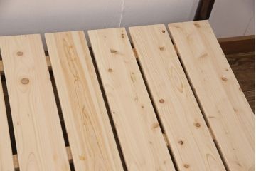 松本民芸家具のベッドフレームに合わせてすのこを新規製作!(木製ベッド)