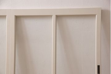 ガラス窓2枚を新規製作!アンティークホワイトでペイント仕上げ。(ガラス戸、引き戸)