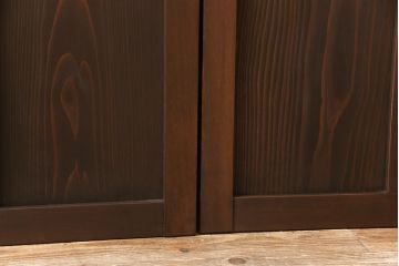 ガラス戸2枚を新規製作!お好みの色ガラスを使用し、レトロな仕上がりに。(建具、引き戸)