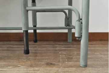 格納スツール8脚付きテーブルを新規製作!鉄脚を淡い青緑色にペイント。(ダイニングテーブル、作業台)