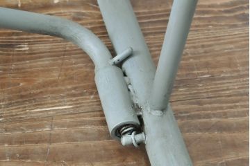 格納スツール8脚付きテーブルを新規製作!鉄脚を淡い青緑色にペイント。(ダイニングテーブル、作業台)