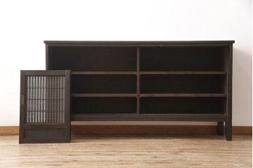 サイドボードを新規製作!木製脚、可動式の棚板を取り付け。建具に麻の葉模様のガラスを使用。(収納棚、戸棚、サイドキャビネット)