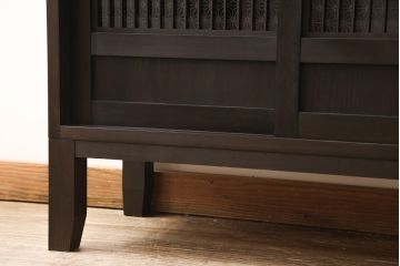 サイドボードを新規製作!木製脚、可動式の棚板を取り付け。建具に麻の葉模様のガラスを使用。(収納棚、戸棚、サイドキャビネット)