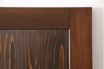 小窓付き木製ドアを新規製作!通気口扉にすりガラスを使用。本体は外部用塗装で仕上げ。(扉)