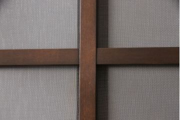 小窓付き木製ドアを新規製作!通気口扉にすりガラスを使用。本体は外部用塗装で仕上げ。(扉)