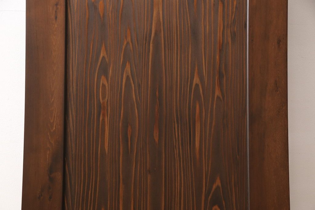 小窓付き木製ドアを新規製作!通気口扉にすりガラスを使用。本体は外部用塗装で仕上げ。(扉)