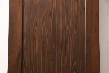 小窓付き木製ドアを新規製作!通気口扉にすりガラスを使用。本体は外部用塗装で仕上げ。(扉)