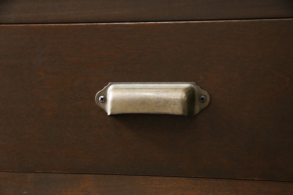 重ね戸棚を新規製作!本体に樺材、建具ガラスには気泡ガラスと花柄斜めガラスを使用。ご希望の色味に着色仕上げ。(キャビネット、食器棚、収納棚、店舗什器)