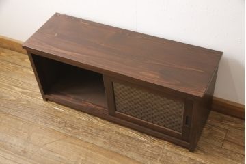 テレビ台を新規製作!建具に七宝模様の組子レーザー加工をし、背面には穴あけ加工。色味は当店商品を参考に着色。(収納棚、キャビネット、テレビ台、テレビボード)
