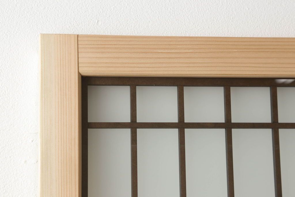 ガラス戸2枚を新規製作!当店のオーダー家具を参考にご希望のサイズで。両面ガラス仕様で引き手・戸車取り付け。本体色味は当店商品を参考に着色。(引き戸、建具)