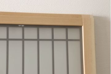 ガラス戸2枚を新規製作!当店のオーダー家具を参考にご希望のサイズで。両面ガラス仕様で引き手・戸車取り付け。本体色味は当店商品を参考に着色。(引き戸、建具)