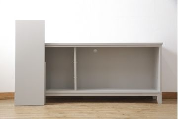 テレビ台を新規製作!3種類のガラスを使用した建具を製作。背面には配線用の穴あけ加工。全体を枯野色にペイント仕上げ。(ローボード、テレビ台、テレビボード、キャビネット、サイドボード)
