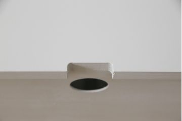テレビ台を新規製作!3種類のガラスを使用した建具を製作。背面には配線用の穴あけ加工。全体を枯野色にペイント仕上げ。(ローボード、テレビ台、テレビボード、キャビネット、サイドボード)