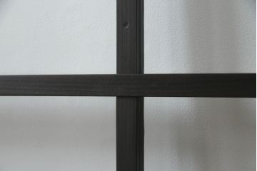 ガラス戸を新規製作!クリアガラスを取り付け、濃い茶色で着色仕上げ。(引き戸、建具)