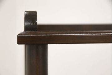 L字型収納棚を新規製作!ご希望の棚数とサイズで製作し、濃い茶色で着色仕上げ。(コーナーラック、飾り棚、オープンラック)