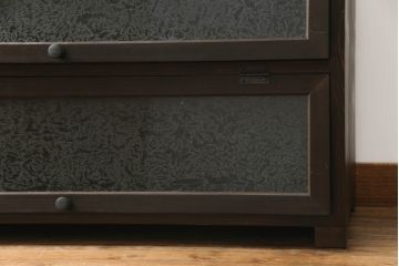 パタパタ扉の下駄箱を新規製作!扉にはアンティーク結霜ガラスを使用。(収納棚、戸棚、ロッカー)
