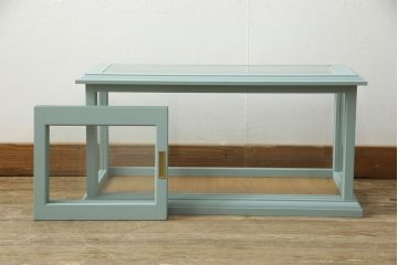 ガラスケースを新規製作!建具には真鍮の引手を取り付け、ブルーグレーでペイント仕上げ。(Gケース、ディスプレイケース、コレクションケース、ショーケース、飾り棚、陳列棚、店舗什器)