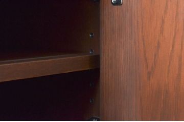 軽井沢カフェ物件で使用するデシャップカウンターを新規製作!引き出し3杯と戸棚を設け、全体のデザインや色もお客様のご希望通りに。(カウンターテーブル、収納棚、戸棚、サイドボード、店舗什器)