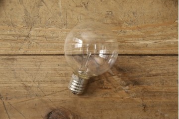 フロアスタンドを新規製作!ご希望のサイズ、デザインにて。高さ・角度調整可能な仕様で、台座は円形にて製作。シェードは当店のアンティークのものを使用。(フロアランプ、スタンドライト、照明)