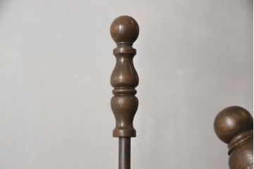 フロアスタンドを新規製作!ご希望のサイズ、デザインにて。高さ・角度調整可能な仕様で、台座は円形にて製作。シェードは当店のアンティークのものを使用。(フロアランプ、スタンドライト、照明)