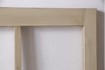 ペイントドアを新規製作!クリアガラスを組み入れ。引き手を取り付け。モカベージュのエイジング塗装で仕上げ。(ガラス戸、扉、建具)