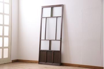 大正ロマンなガラス戸を新規製作!色ガラス、花菱模様ガラス、すりガラスを組み入れ。濃い茶色で着色し仕上げ。(引き戸、建具)