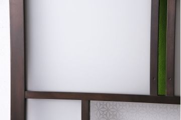大正ロマンなガラス戸を新規製作!色ガラス、花菱模様ガラス、すりガラスを組み入れ。濃い茶色で着色し仕上げ。(引き戸、建具)