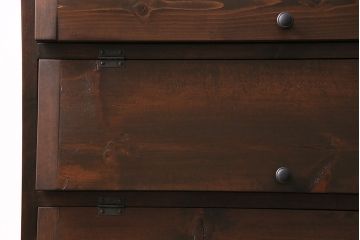 パタパタ扉の下駄箱を新規製作!本体はヒノキ無垢材、前板は古材を使用。取っ手を取り付け。濃い茶色で着色し仕上げ。(収納棚、戸棚、キャビネット、ロッカー)