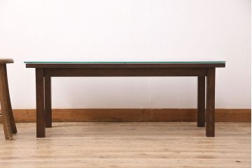 センターテーブルを新規製作!三重菱文様のレーザー組子入り天板を製作。ガラス天板を取り付け。濃い茶色で着色し仕上げ。(リビングテーブル)